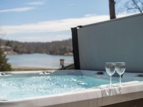 Lake Brittany Escape